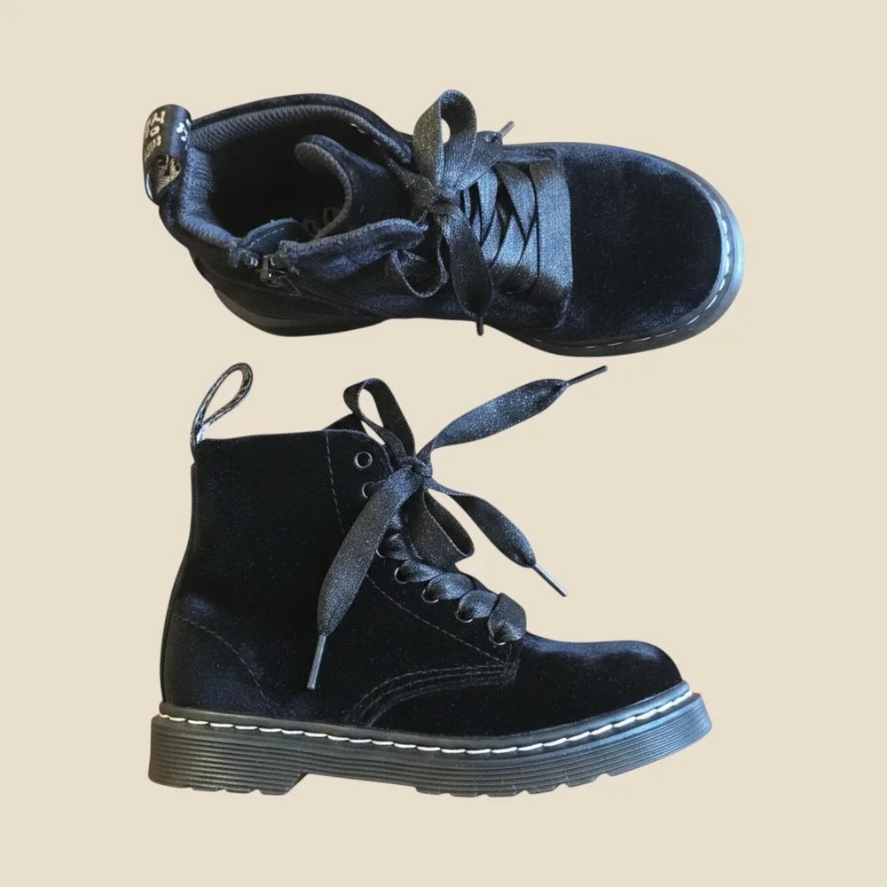 Dr. Martens 1460 Pascal T Black Velvet Ribbon Lace Toddler Boots Size 8 US Kids